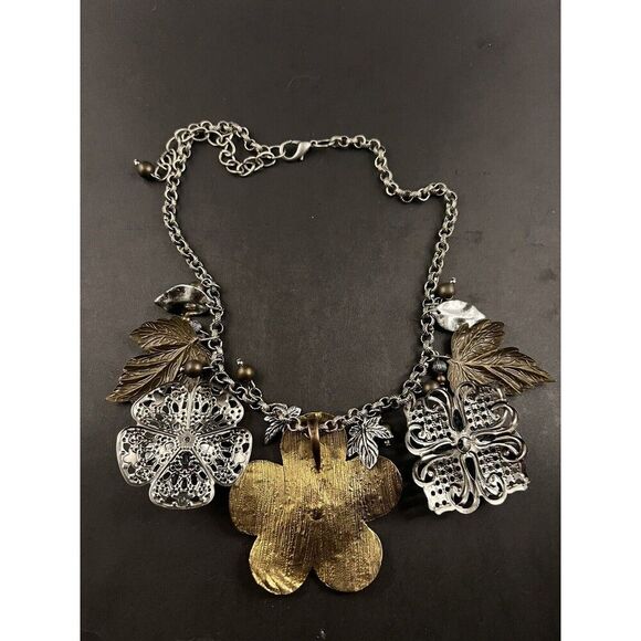 Flower Cottage Gold Tone Floral Egyptian Statement Necklace Cosplay Grandma - Picture 3 of 7
